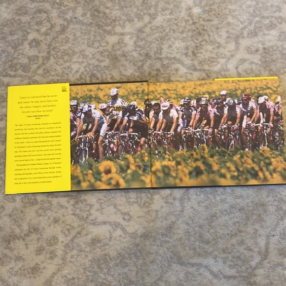 Lance Armstrong, images of a champion photo & coffee table book. Born to run set - Picture 3 of 11